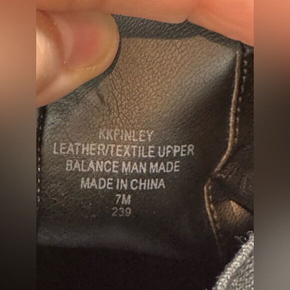 Kendall & Kylie Gray suede heeled booties size 7 - Picture 10 of 11